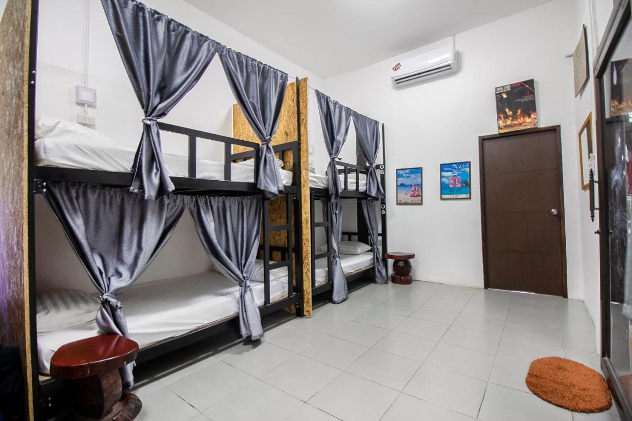 T & T Hostel Kanchanaburi by Eksteriør bilde