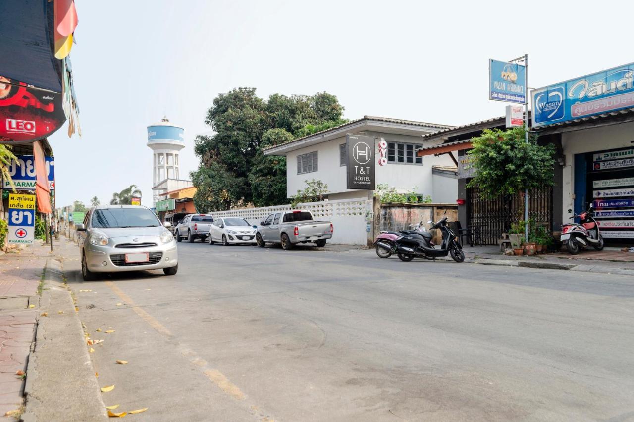 T & T Hostel Kanchanaburi by Eksteriør bilde